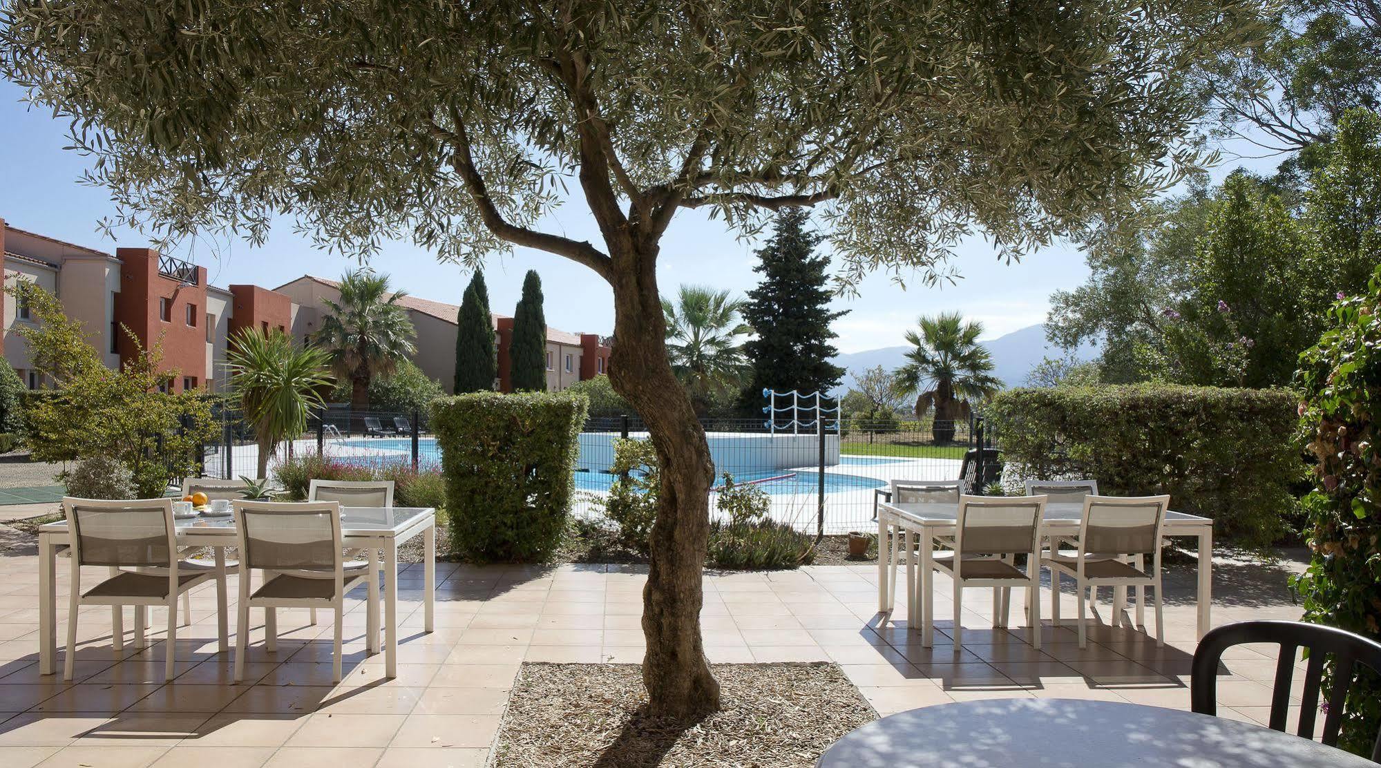 Hotel Du Village Catalan Banyuls-dels-Aspres Exterior photo